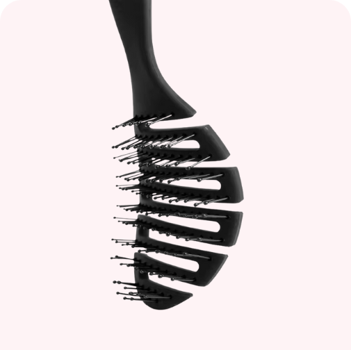 TRAVEL DETANGLING BRUSH